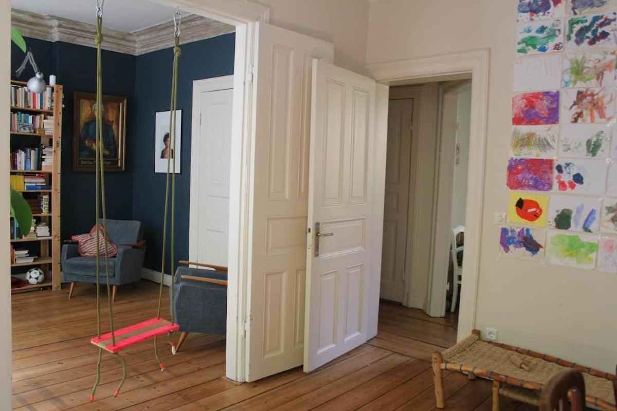 Family Friendly Funhouse Centrally Located In Ottensen Хамбург Екстериор снимка
